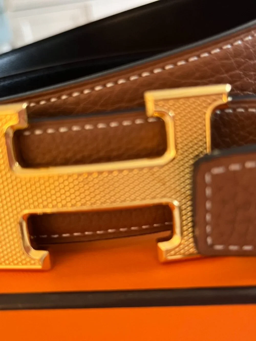 Authentic Hermès H au Carré reversible leather belt